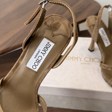 Jimmy Choo 26ss 春夏 系列JC新款 高跟拖鞋 凉鞋模糊鞋履与珠宝配饰之间的界线 鲜明 J Jimmy Choo 26ss 春夏 系列JC新款 高跟拖鞋 凉鞋模糊鞋履与珠宝配饰之间的界线 鲜明 J