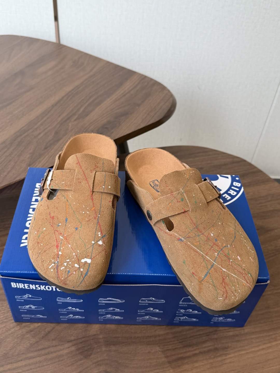 Birkenstock 29ss 新款 勃肯 情侣款 包头拖 这个品牌刚出我就心动了代购找很久才买到货, Birkenstock 29ss 新款 勃肯 情侣款 包头拖 这个品牌刚出我就心动了代购找很久才买到货,
