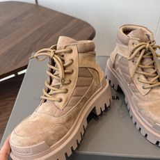 男款+20BALENCIAGA 巴黎世家 26ss 秋冬新款系带马丁靴复古擦色做旧松糕厚底短靴! 看着硬 男款+20BALENCIAGA 巴黎世家 26ss 秋冬新款系带马丁靴复古擦色做旧松糕厚底短靴! 看着硬