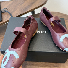 Chanel26ss夏季新款玛丽珍平底单鞋经典菱格纹皮革搭配标志性双C饰件,复古玛丽珍鞋型自带优雅滤镜, Chanel26ss夏季新款玛丽珍平底单鞋经典菱格纹皮革搭配标志性双C饰件,复古玛丽珍鞋型自带优雅滤镜,