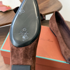Loro Piana/ LP 春夏新款 经典绝美 复古平底单鞋 极简主义风格,复古又级! 简约又大气, Loro Piana/ LP 春夏新款 经典绝美 复古平底单鞋 极简主义风格,复古又级! 简约又大气,