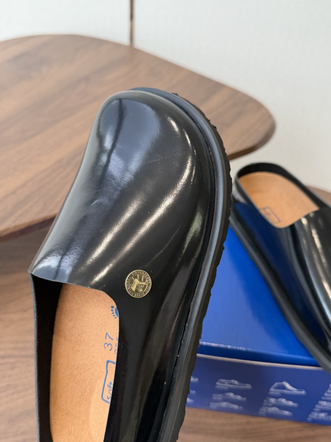Birkenstock 26ss 新款 勃肯 情侣款 包头拖 这个品牌刚出我就心动了代购找很久才买到货, Birkenstock 26ss 新款 勃肯 情侣款 包头拖 这个品牌刚出我就心动了代购找很久才买到货,