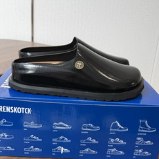 Birkenstock 26ss 新款 勃肯 情侣款 包头拖 这个品牌刚出我就心动了代购找很久才买到货, Birkenstock 26ss 新款 勃肯 情侣款 包头拖 这个品牌刚出我就心动了代购找很久才买到货,
