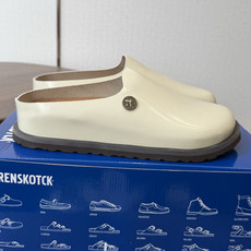 Birkenstock 26ss 新款 勃肯 情侣款 包头拖 这个品牌刚出我就心动了代购找很久才买到货, Birkenstock 26ss 新款 勃肯 情侣款 包头拖 这个品牌刚出我就心动了代购找很久才买到货,