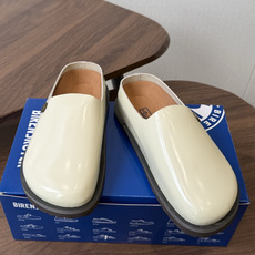 Birkenstock 26ss 新款 勃肯 情侣款 包头拖 这个品牌刚出我就心动了代购找很久才买到货, Birkenstock 26ss 新款 勃肯 情侣款 包头拖 这个品牌刚出我就心动了代购找很久才买到货,