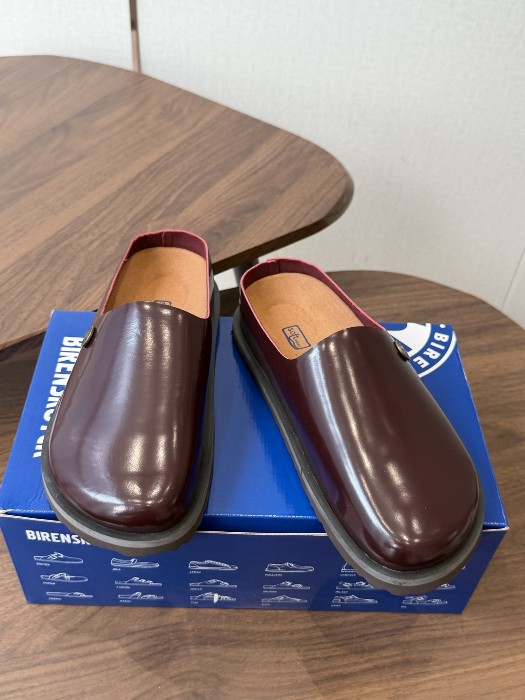 Birkenstock 26ss 新款 勃肯 情侣款 包头拖 这个品牌刚出我就心动了代购找很久才买到货，