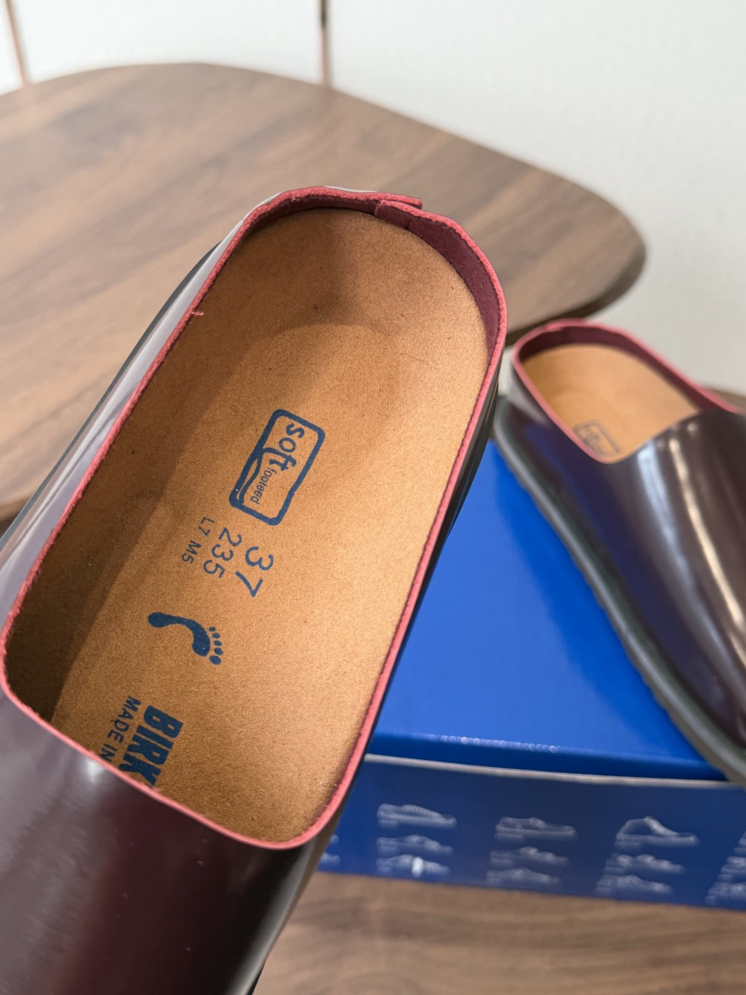 Birkenstock 26ss 新款 勃肯 情侣款 包头拖 这个品牌刚出我就心动了代购找很久才买到货，