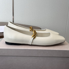 莞产Jimmy Choo 方头单鞋 高品质颜值单品推荐,贸易公司订单同步专柜 主打精致 舒适度休闲 莞产Jimmy Choo 方头单鞋 高品质颜值单品推荐,贸易公司订单同步专柜 主打精致 舒适度休闲