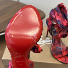 Christian Louboutin 春夏新款时装走秀芭蕾蝴蝶结高跟单鞋 CL红底永远的YYDS 𝐶ℎ Christian Louboutin 春夏新款时装走秀芭蕾蝴蝶结高跟单鞋 CL红底永远的YYDS 𝐶ℎ