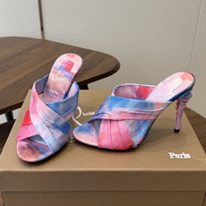 Christian Louboutin 春夏新款时装走秀高跟凉鞋CL红底永远的YYDS 𝐶ℎ𝑟𝑖𝑠𝑡𝑖𝑎 Christian Louboutin 春夏新款时装走秀高跟凉鞋CL红底永远的YYDS 𝐶ℎ𝑟𝑖𝑠𝑡𝑖𝑎
