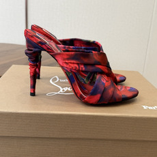 Christian Louboutin 春夏新款时装走秀高跟凉鞋CL红底永远的YYDS 𝐶ℎ𝑟𝑖𝑠𝑡𝑖𝑎 Christian Louboutin 春夏新款时装走秀高跟凉鞋CL红底永远的YYDS 𝐶ℎ𝑟𝑖𝑠𝑡𝑖𝑎