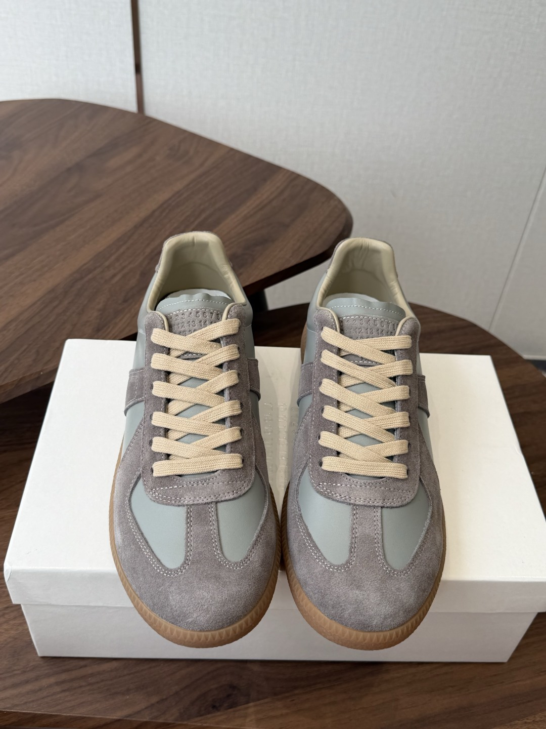 MaisonMargiela MM6 马吉拉 26新色 情侣款  德训鞋 休闲 运动鞋原版购入开发 做货
