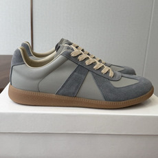 MaisonMargiela MM6 马吉拉 26新色 情侣款 德训鞋 休闲 运动鞋原版购入开发 做货 MaisonMargiela MM6 马吉拉 26新色 情侣款 德训鞋 休闲 运动鞋原版购入开发 做货