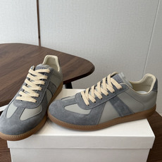 MaisonMargiela MM6 马吉拉 26新色 情侣款 德训鞋 休闲 运动鞋原版购入开发 做货 MaisonMargiela MM6 马吉拉 26新色 情侣款 德训鞋 休闲 运动鞋原版购入开发 做货
