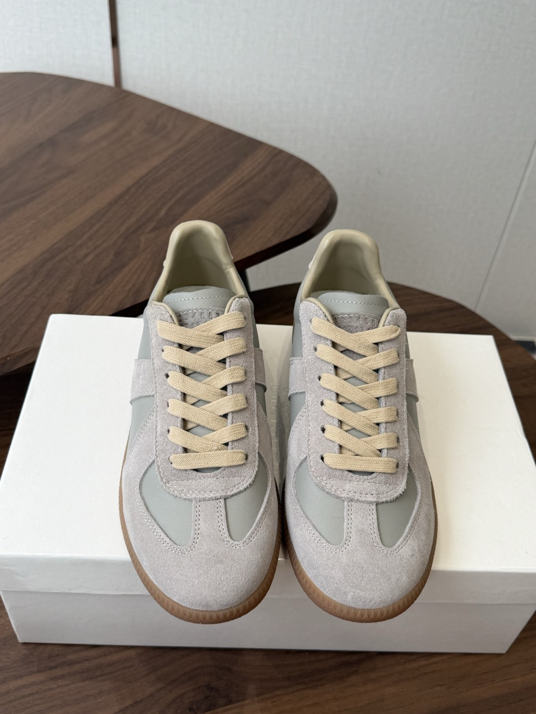 MaisonMargiela MM6 马吉拉 26新色 情侣款  德训鞋 休闲 运动鞋原版购入开发 做货