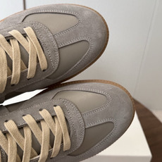 MaisonMargiela MM6 马吉拉 26新色 情侣款 德训鞋 休闲 运动鞋原版购入开发 做货 MaisonMargiela MM6 马吉拉 26新色 情侣款 德训鞋 休闲 运动鞋原版购入开发 做货