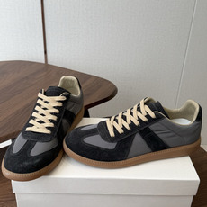 MaisonMargiela MM6 马吉拉 26新色 情侣款 德训鞋 休闲 运动鞋原版购入开发 做货 MaisonMargiela MM6 马吉拉 26新色 情侣款 德训鞋 休闲 运动鞋原版购入开发 做货