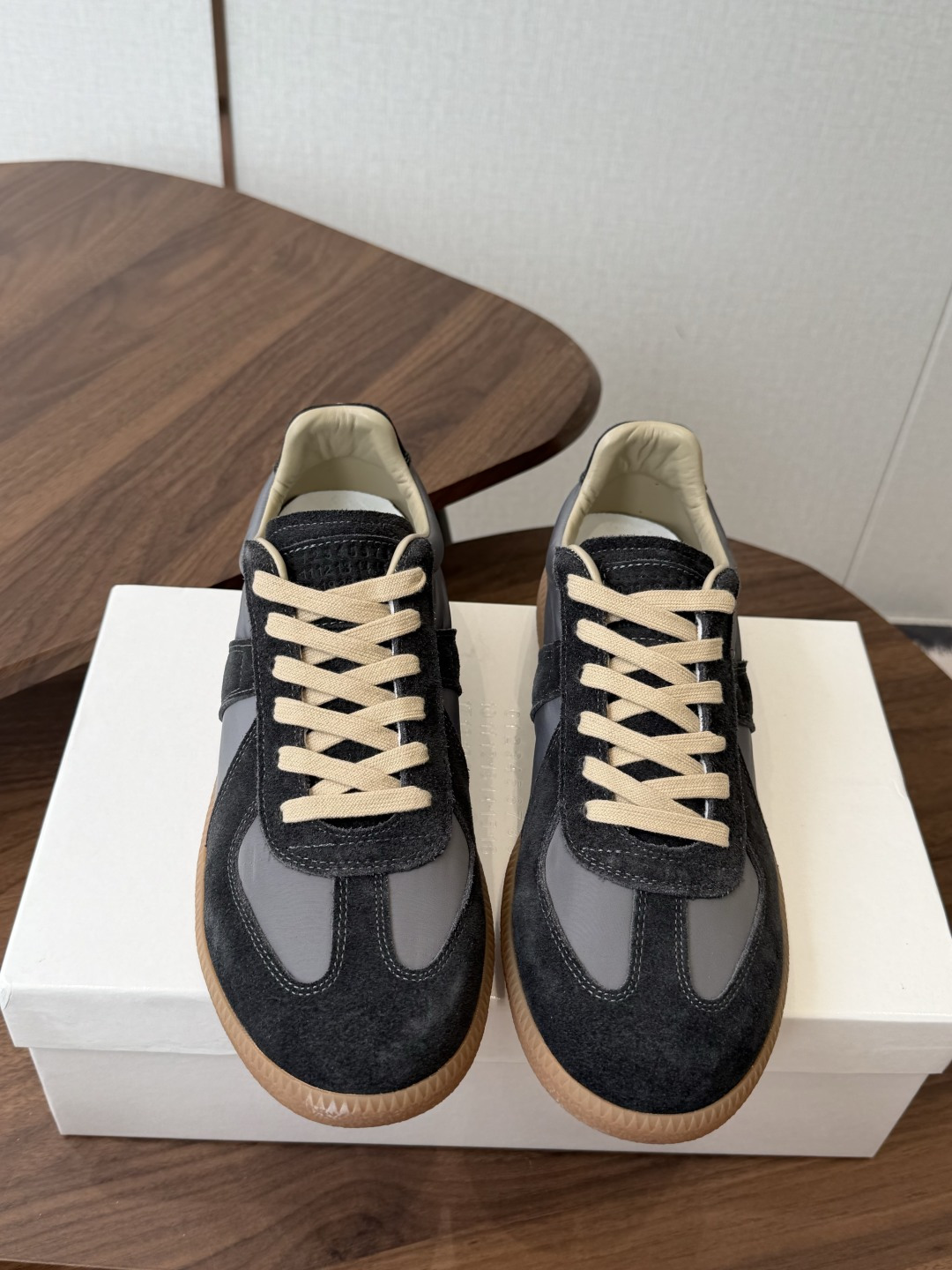 MaisonMargiela MM6 马吉拉 26新色 情侣款  德训鞋 休闲 运动鞋原版购入开发 做货