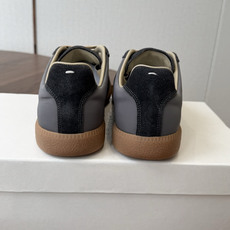 MaisonMargiela MM6 马吉拉 26新色 情侣款 德训鞋 休闲 运动鞋原版购入开发 做货 MaisonMargiela MM6 马吉拉 26新色 情侣款 德训鞋 休闲 运动鞋原版购入开发 做货