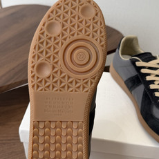 MaisonMargiela MM6 马吉拉 26新色 情侣款 德训鞋 休闲 运动鞋原版购入开发 做货 MaisonMargiela MM6 马吉拉 26新色 情侣款 德训鞋 休闲 运动鞋原版购入开发 做货