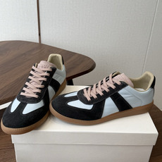 MaisonMargiela MM6 马吉拉 26新色 情侣款 德训鞋 休闲 运动鞋原版购入开发 做货 MaisonMargiela MM6 马吉拉 26新色 情侣款 德训鞋 休闲 运动鞋原版购入开发 做货