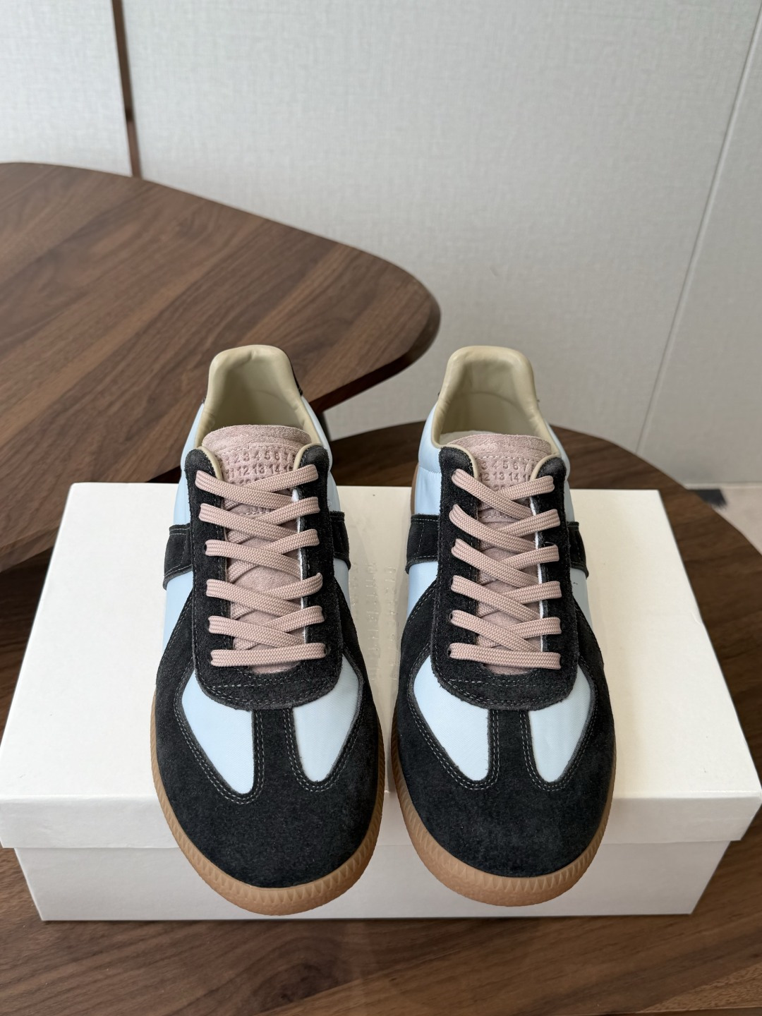 MaisonMargiela MM6 马吉拉 26新色 情侣款  德训鞋 休闲 运动鞋原版购入开发 做货