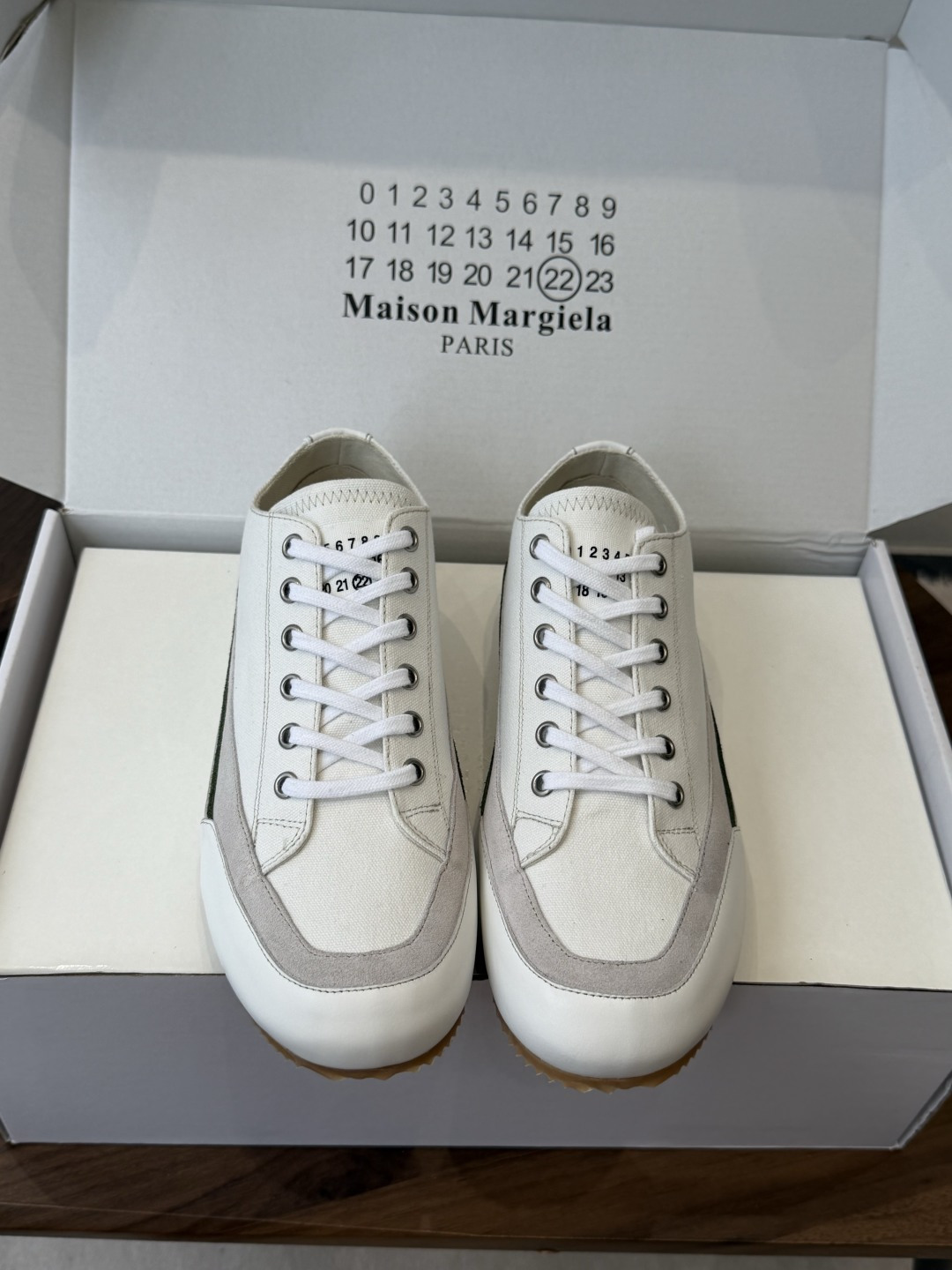 MaisonMargiela MM6 马吉拉  做旧厚底 德训鞋 休闲 运动鞋这一款德国训练鞋延续了经典