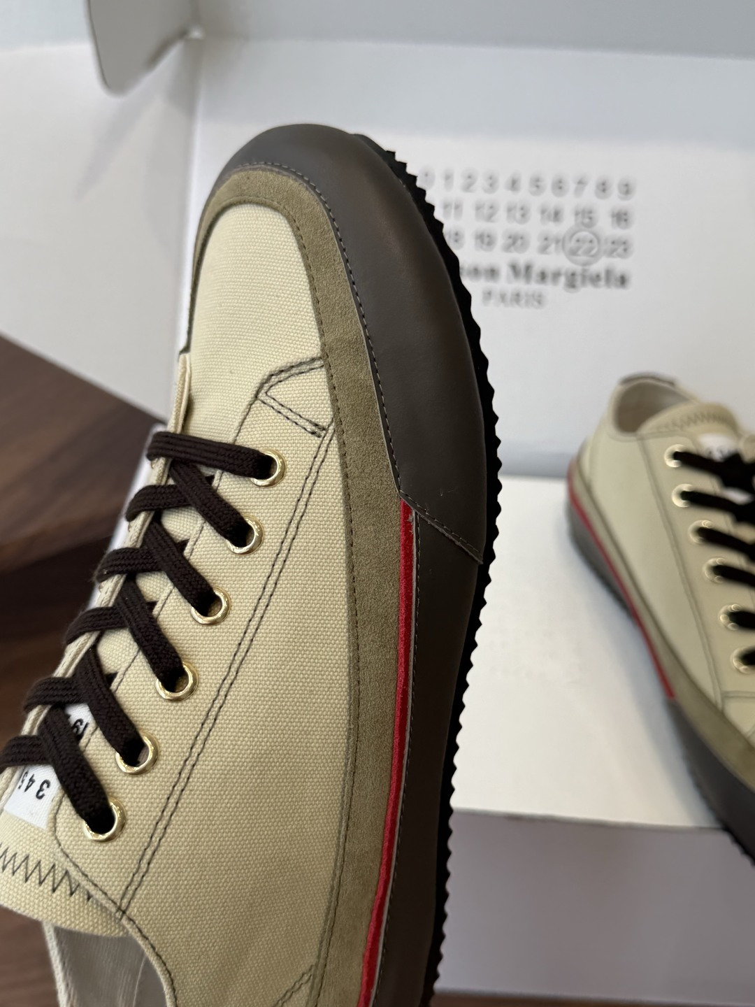 MaisonMargiela MM6 马吉拉  做旧厚底 德训鞋 休闲 运动鞋这一款德国训练鞋延续了经典