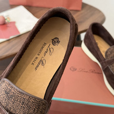 Loro Piana 诺悠翩雅吊坠款乐福鞋 loro Piana 神仙颜值,色系完美!!封神了!!!毫 Loro Piana 诺悠翩雅吊坠款乐福鞋 loro Piana 神仙颜值,色系完美!!封神了!!!毫