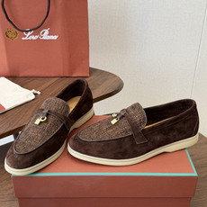 Loro Piana 诺悠翩雅吊坠款乐福鞋 loro Piana 神仙颜值,色系完美!!封神了!!!毫 Loro Piana 诺悠翩雅吊坠款乐福鞋 loro Piana 神仙颜值,色系完美!!封神了!!!毫