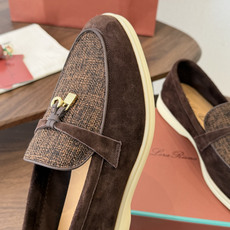 Loro Piana 诺悠翩雅吊坠款乐福鞋 loro Piana 神仙颜值,色系完美!!封神了!!!毫 Loro Piana 诺悠翩雅吊坠款乐福鞋 loro Piana 神仙颜值,色系完美!!封神了!!!毫