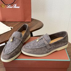 Loro Piana 诺悠翩雅吊坠款乐福鞋 loro Piana 神仙颜值,色系完美!!封神了!!!毫 Loro Piana 诺悠翩雅吊坠款乐福鞋 loro Piana 神仙颜值,色系完美!!封神了!!!毫