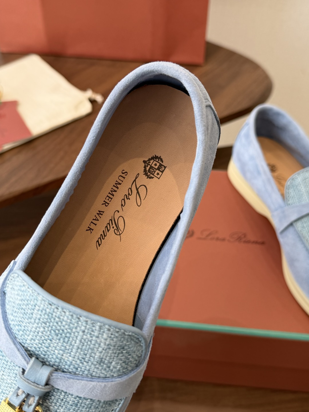 Loro Piana 诺悠翩雅吊坠款乐福鞋 loro Piana 神仙颜值,色系完美!!封神了!!!毫 Loro Piana 诺悠翩雅吊坠款乐福鞋 loro Piana 神仙颜值,色系完美!!封神了!!!毫