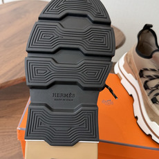 H家新品26ss Hermes 爱马仕 运动鞋 采用进口牛皮 进口麂皮镂空 运动时尚鞋面整圈头层小牛 H家新品26ss Hermes 爱马仕 运动鞋 采用进口牛皮 进口麂皮镂空 运动时尚鞋面整圈头层小牛