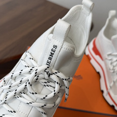 H家新品26ss Hermes 爱马仕 运动鞋 采用进口牛皮 进口麂皮镂空 运动时尚鞋面整圈头层小牛 H家新品26ss Hermes 爱马仕 运动鞋 采用进口牛皮 进口麂皮镂空 运动时尚鞋面整圈头层小牛