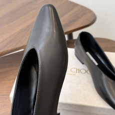 Jimmy Choo 26ss单鞋 同步专柜 主打精致 舒适度休闲 甜美 无解风都轻松满足 bli Jimmy Choo 26ss单鞋 同步专柜 主打精致 舒适度休闲 甜美 无解风都轻松满足 bli