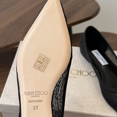 Jimmy Choo jc 周仰杰 新款蕾丝高跟鞋,这对复古小蕾丝,绝对是鞋柜C位的不二之选!它不只 Jimmy Choo jc 周仰杰 新款蕾丝高跟鞋,这对复古小蕾丝,绝对是鞋柜C位的不二之选!它不只