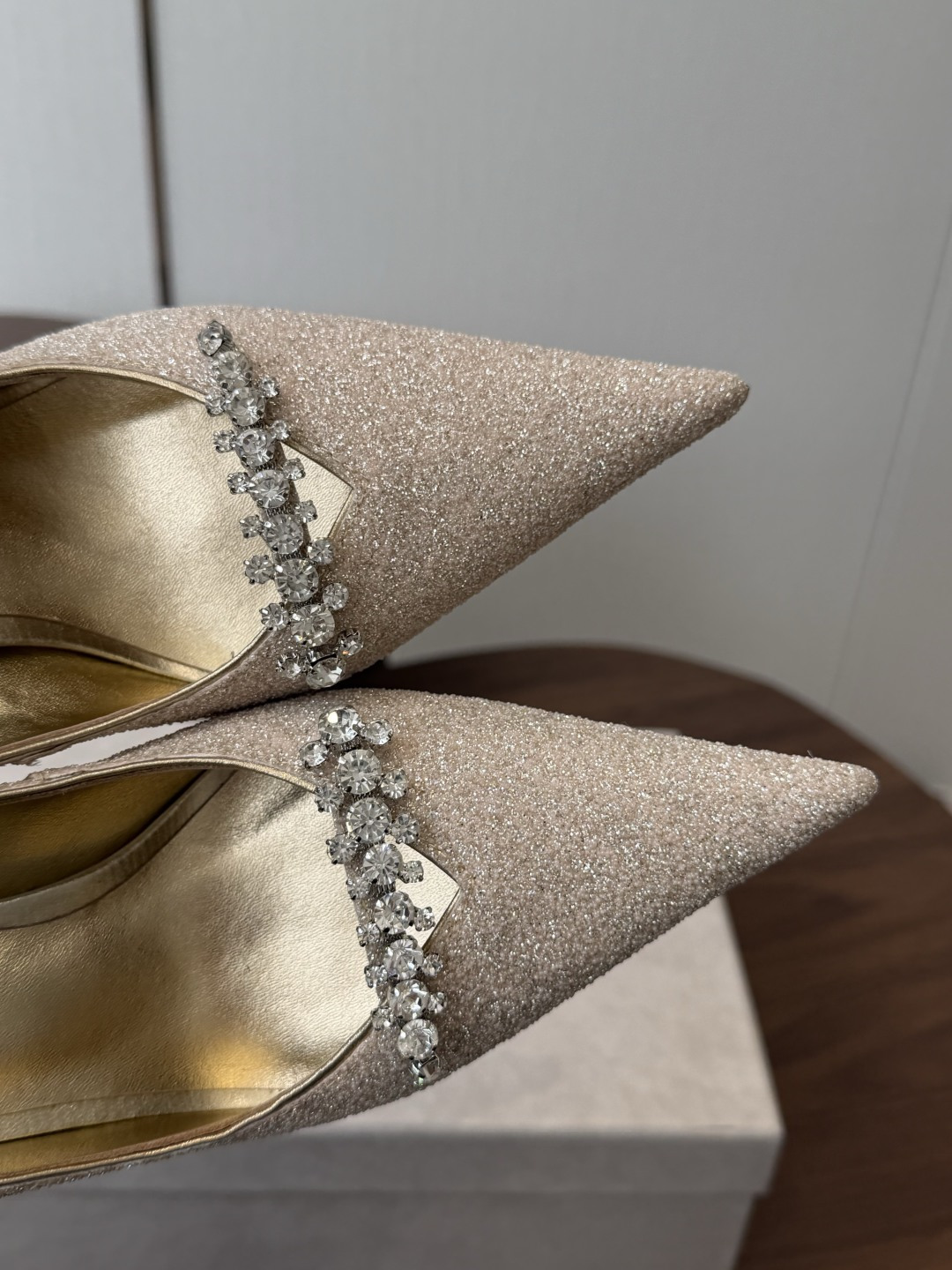 Jimmy Choo 26ss 春夏 系列JC新款 高跟 单鞋模糊鞋履与珠宝配饰之间的界线 鲜明 Jim Jimmy Choo 26ss 春夏 系列JC新款 高跟 单鞋模糊鞋履与珠宝配饰之间的界线 鲜明 Jim