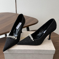 Jimmy Choo 26ss 春夏 系列JC新款 高跟 单鞋模糊鞋履与珠宝配饰之间的界线 鲜明 Jim Jimmy Choo 26ss 春夏 系列JC新款 高跟 单鞋模糊鞋履与珠宝配饰之间的界线 鲜明 Jim