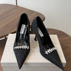 Jimmy Choo 26ss 春夏 系列JC新款 高跟 单鞋模糊鞋履与珠宝配饰之间的界线 鲜明 Jim Jimmy Choo 26ss 春夏 系列JC新款 高跟 单鞋模糊鞋履与珠宝配饰之间的界线 鲜明 Jim