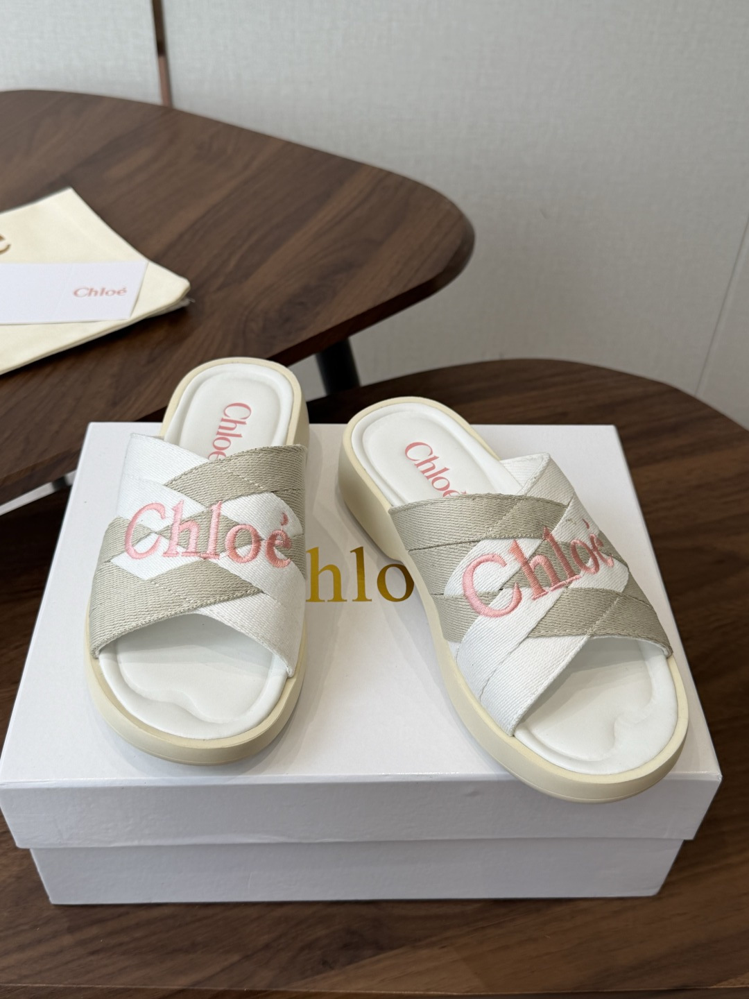 Chloé Mila Logo-Embroidered Platform Slides 