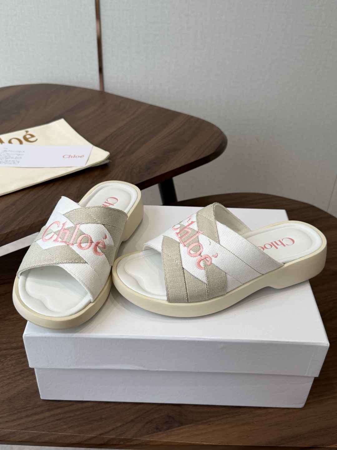 Chloé Mila Logo-Embroidered Platform Slides 