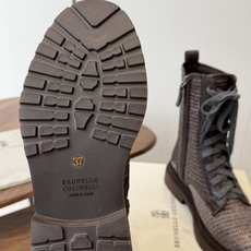 Brunello Cucineli ss26new arrival~ 编织拉菲草鞋面秋冬新款马丁靴 上脚帅气舒适 秋冬一 Brunello Cucineli ss26new arrival~ 编织拉菲草鞋面秋冬新款马丁靴 上脚帅气舒适 秋冬一