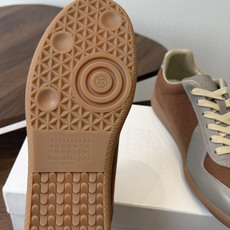 MaisonMargiela MM6 马吉拉 26新色 情侣款 德训鞋 休闲 运动鞋 原版购入开发 做货 鬼才设计师品 MaisonMargiela MM6 马吉拉 26新色 情侣款 德训鞋 休闲 运动鞋 原版购入开发 做货 鬼才设计师品