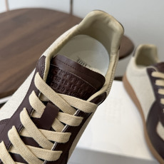 MaisonMargiela MM6 马吉拉 26新色 情侣款 德训鞋 休闲 运动鞋 原版购入开发 做货 鬼才设计师品 MaisonMargiela MM6 马吉拉 26新色 情侣款 德训鞋 休闲 运动鞋 原版购入开发 做货 鬼才设计师品