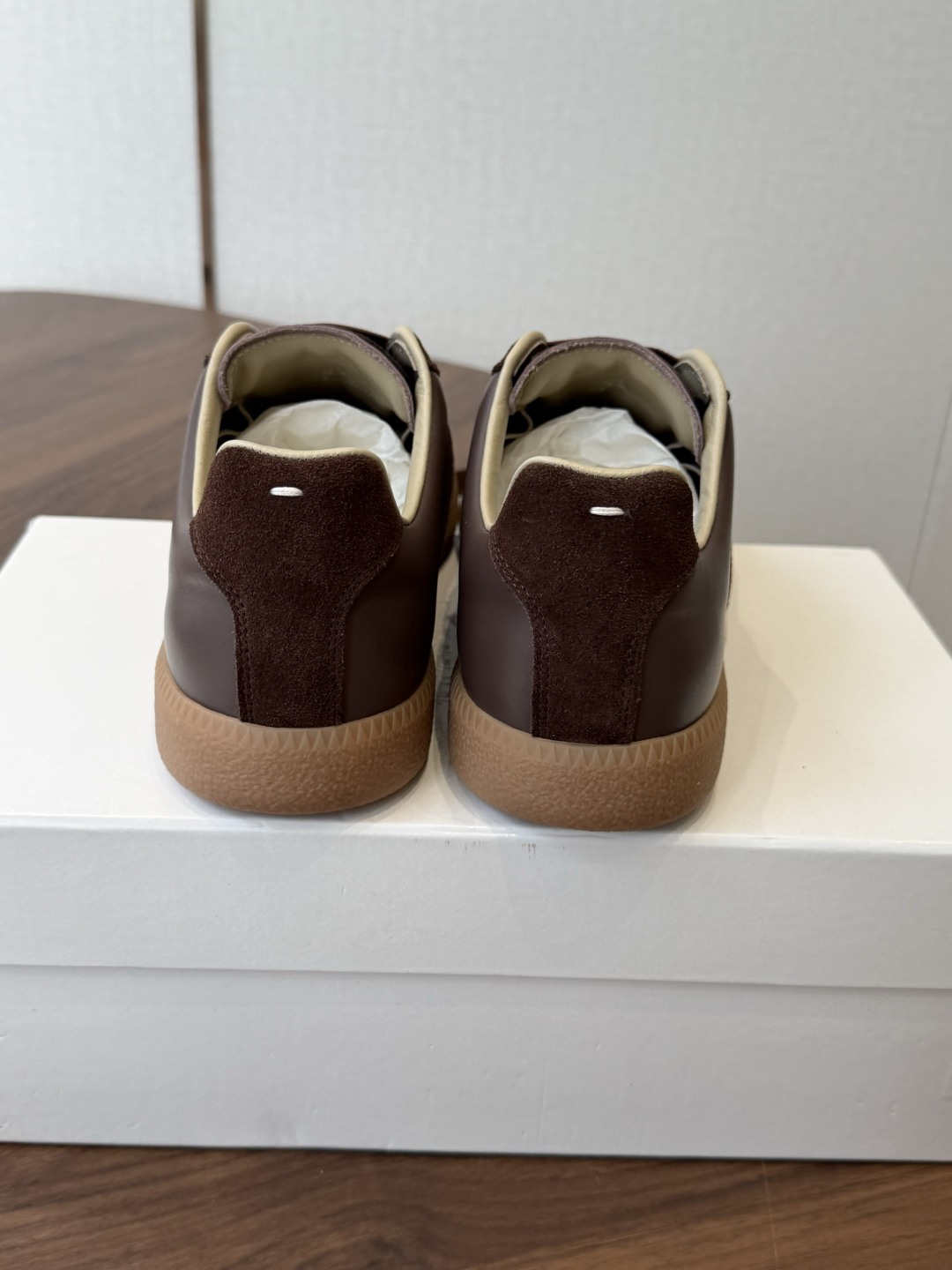 MaisonMargiela MM6 马吉拉 26新色 情侣款 德训鞋 休闲 运动鞋 原版购入开发 做货 鬼才设计师品 MaisonMargiela MM6 马吉拉 26新色 情侣款 德训鞋 休闲 运动鞋 原版购入开发 做货 鬼才设计师品