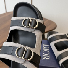 Dior 26ss 春夏最新款 男士超轻发泡大底 凉拖 夏威夷沙滩运动拖鞋 Angelababy入主迪·奥春夏力推系 Dior 26ss 春夏最新款 男士超轻发泡大底 凉拖 夏威夷沙滩运动拖鞋 Angelababy入主迪·奥春夏力推系