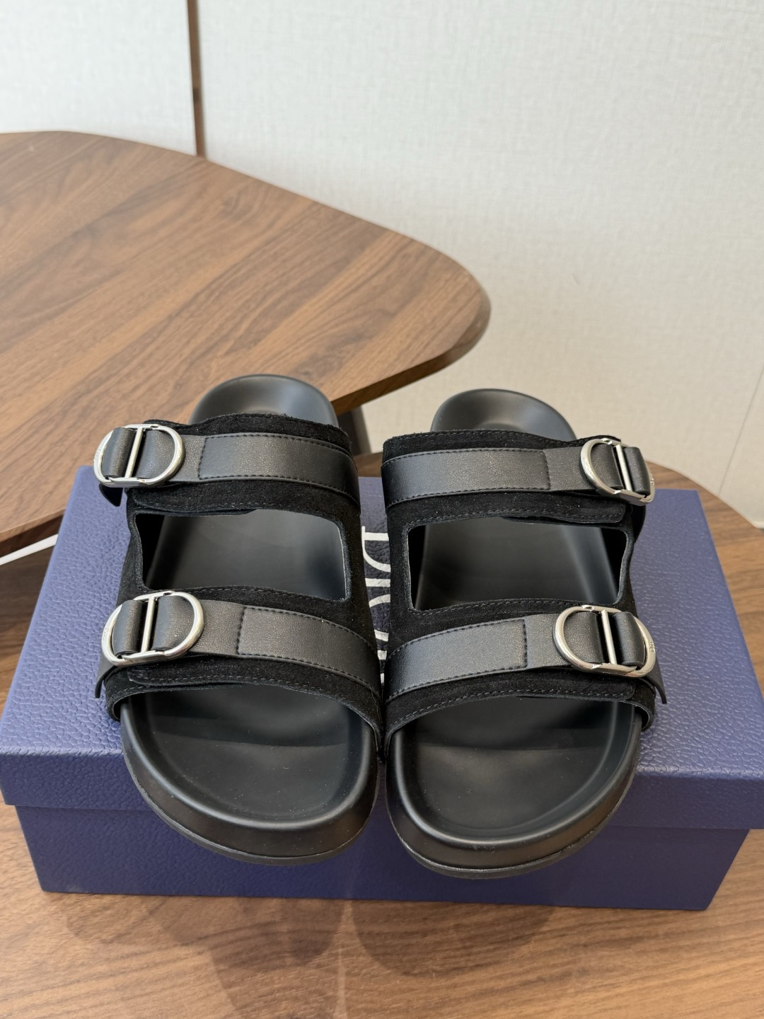 Dior  26ss 春夏最新款  男士超轻发泡大底 凉拖 夏威夷沙滩运动拖鞋 Angelababy入主迪·奥春夏力推系
