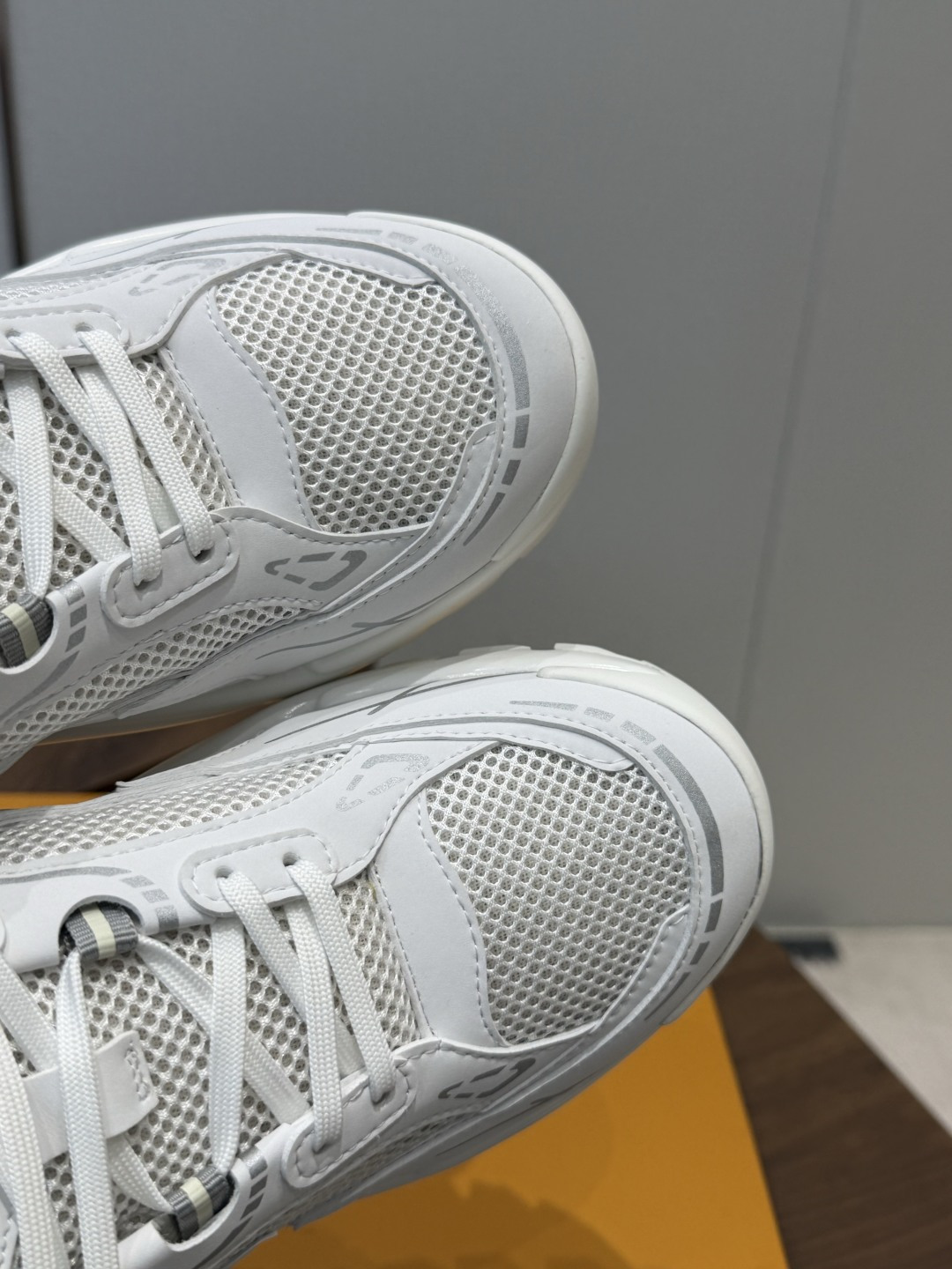 Louis Vuitton Sneakers