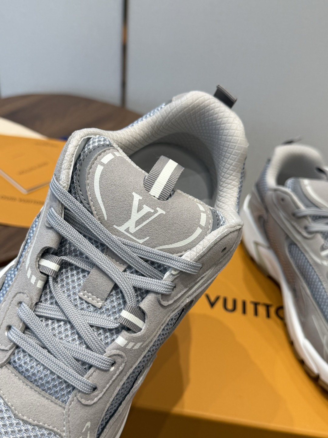 Louis Vuitton Sneakers